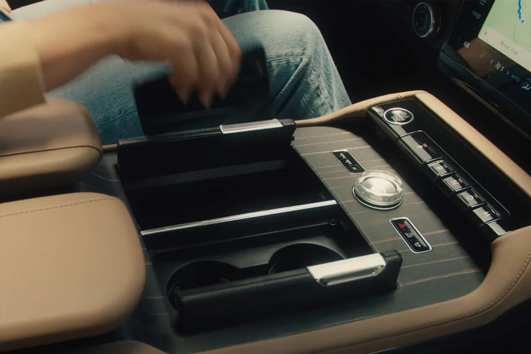 2025 Lincoln Navigator - Performance 2025 Lincoln Navigator Drive Mode Dial