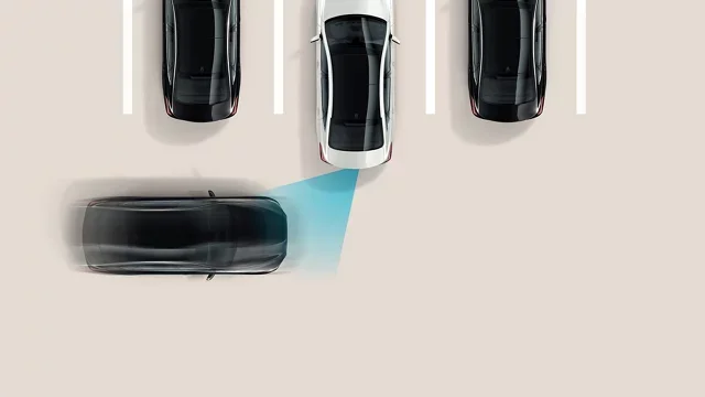 Rear Cross-Traffic Collision-Avoidance Assist
