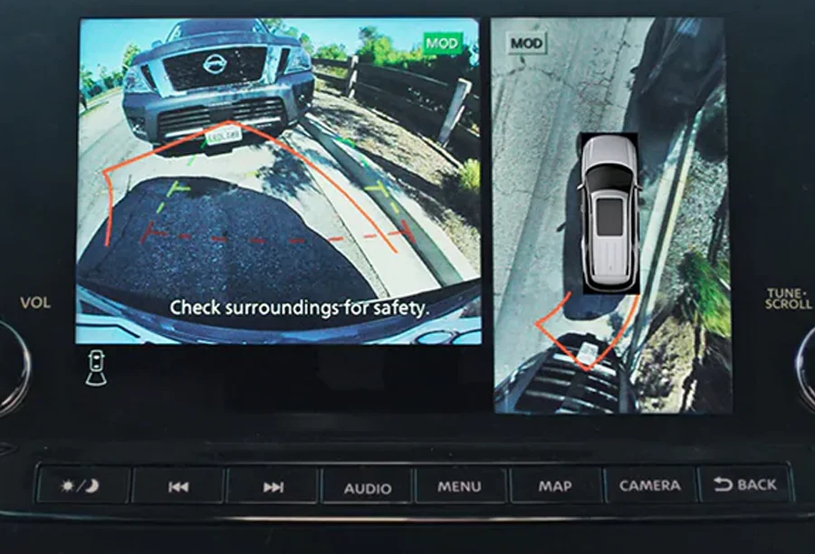 2025 Nissan Pathfinder backup and bird's eye cameras