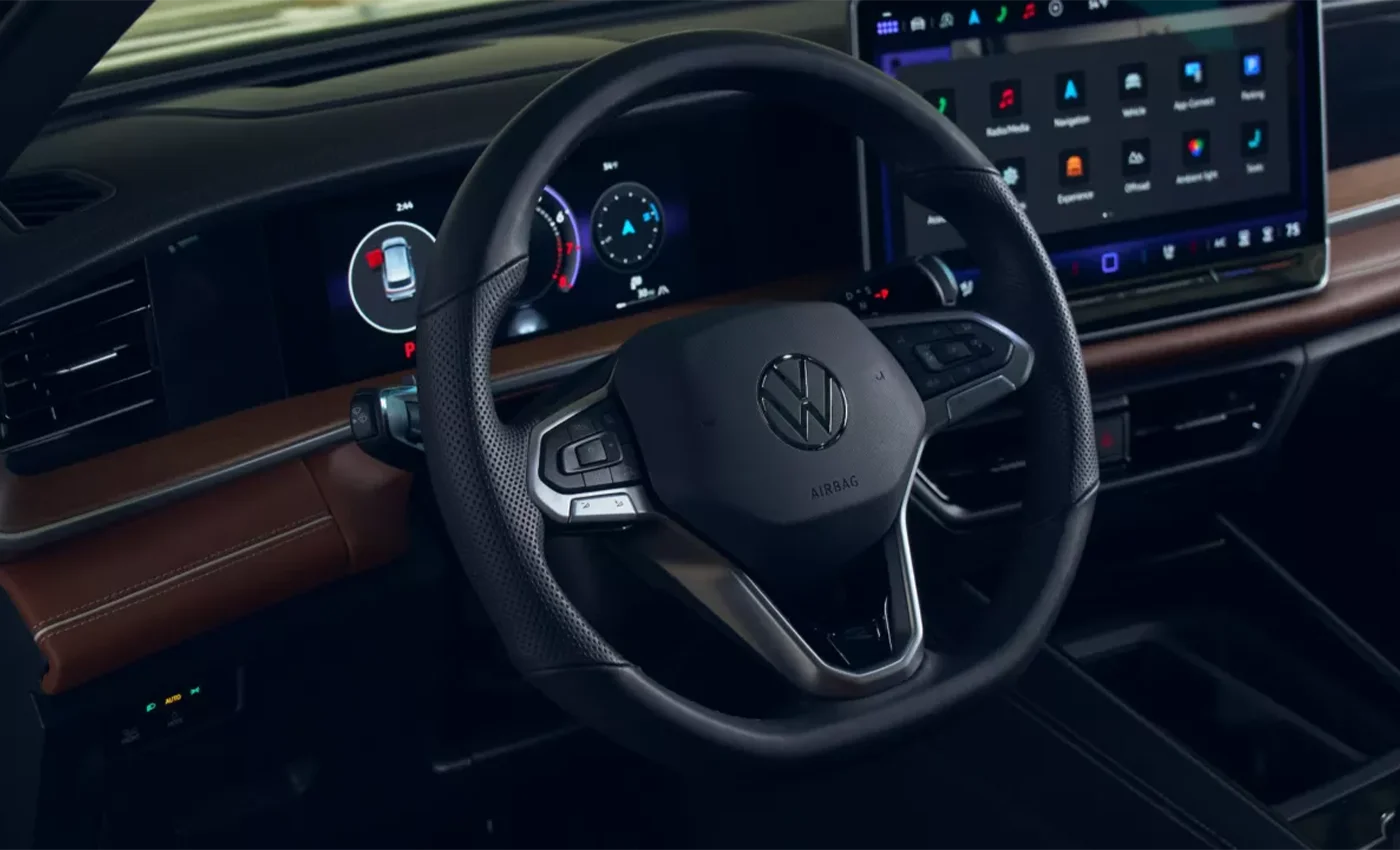 2025 Tiguan Front Dash
